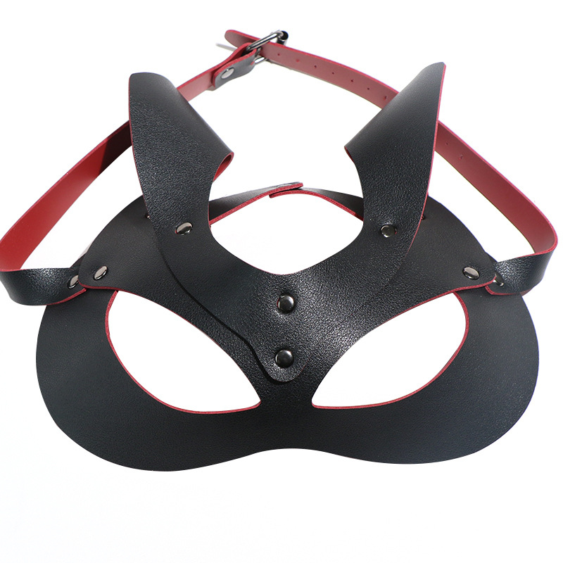 SM Ghost Face Eye Mask in Black Leather for Adult Couples - Image 4