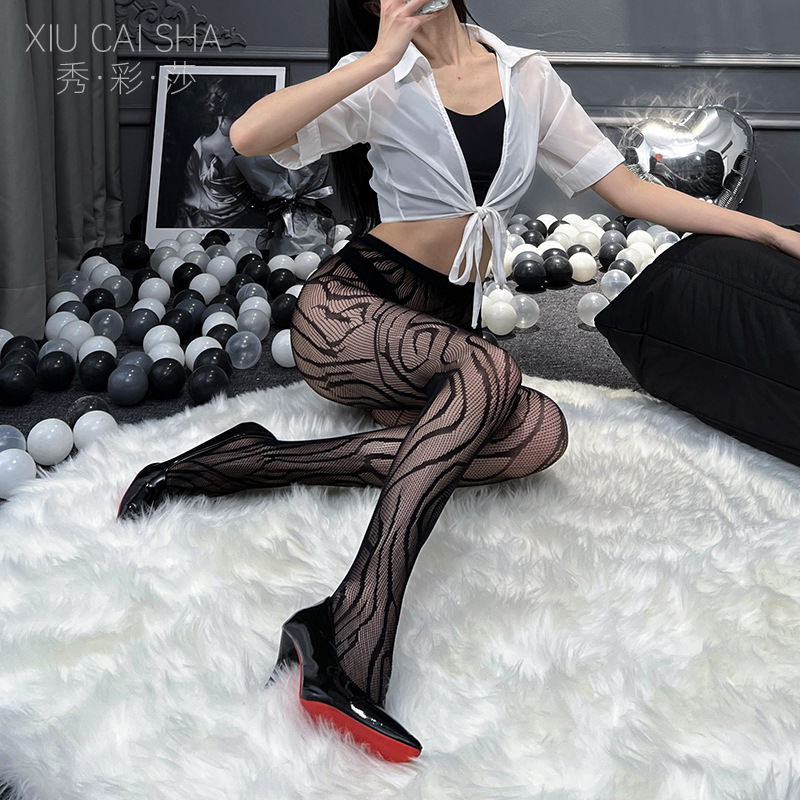 Black Lace Hand-Tearable Crotchless Pantyhose Stockings, One Size, Open-Access Design - Image 2