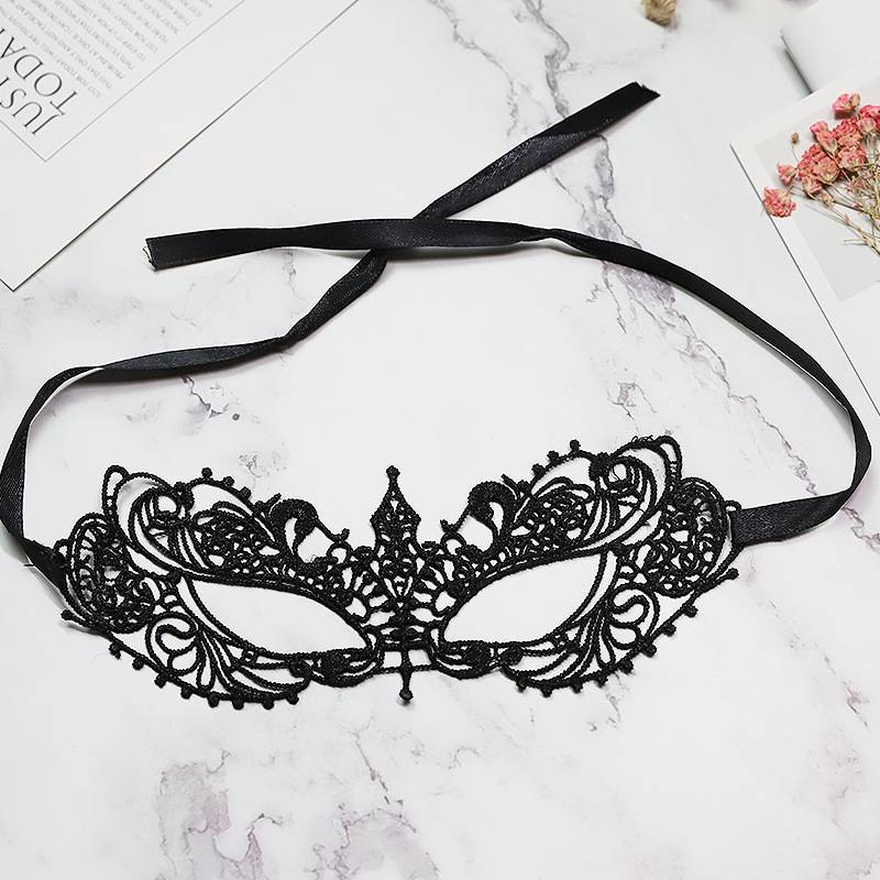 Lace Eye Mask for Adults, Black Sponge Blindfold, Couple Dress-Up Prop - Image 2