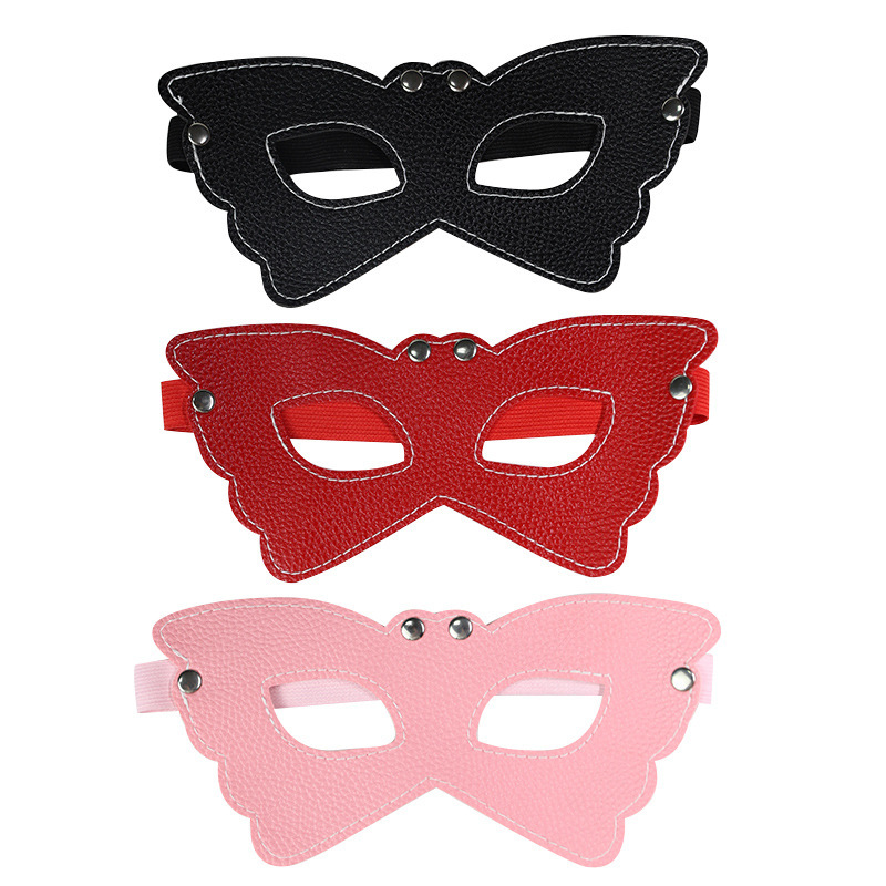 PU Leather Eye Mask for Couples Role Play, Adjustable Metal Detail, Adult Novelty Accessory - Image 4