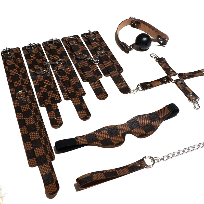 Jiuai SM Bondage Set 7-Piece PU Leather and Metal Restraint Kit for Couples - Image 4