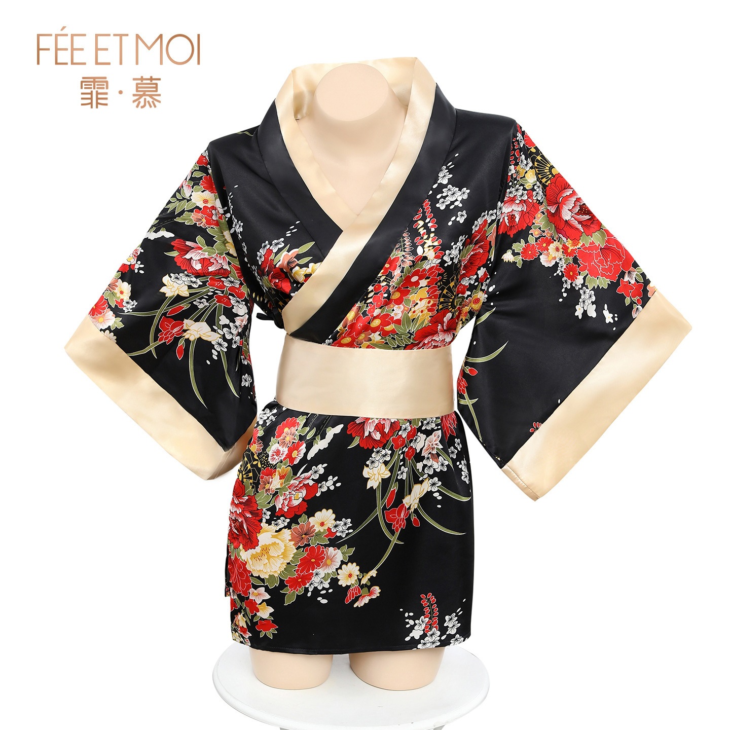 Women's Japanese-Style Kimono Lingerie Set with Low Neckline, Fitted Waist and Wide Sleeves - Image 5