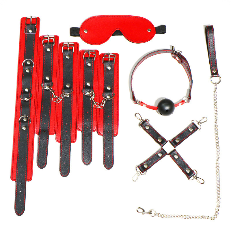 SM Binding Set with Nipple Clamps, Handcuffs & Low-Temperature Candles - Image 3