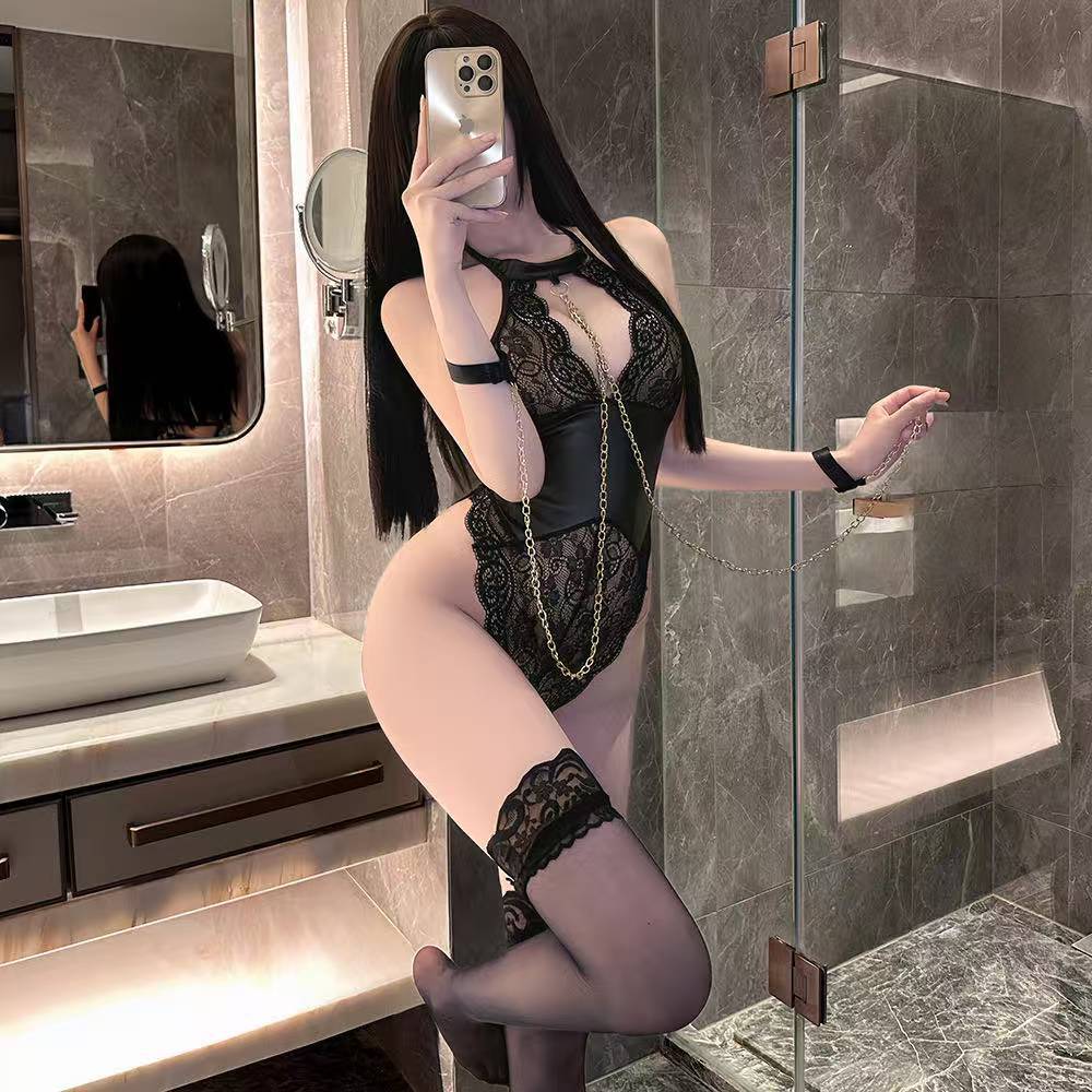 Lace Hollow-Out Bodysuit with Metal Chain Halter Neck, Black Polyester Lingerie Set - Image 4
