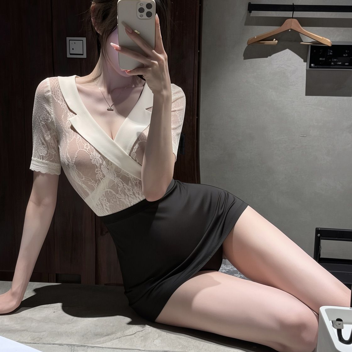 Secretary-Style Costume Set with Fitted Top and High-Waisted Mini Skirt - Image 2