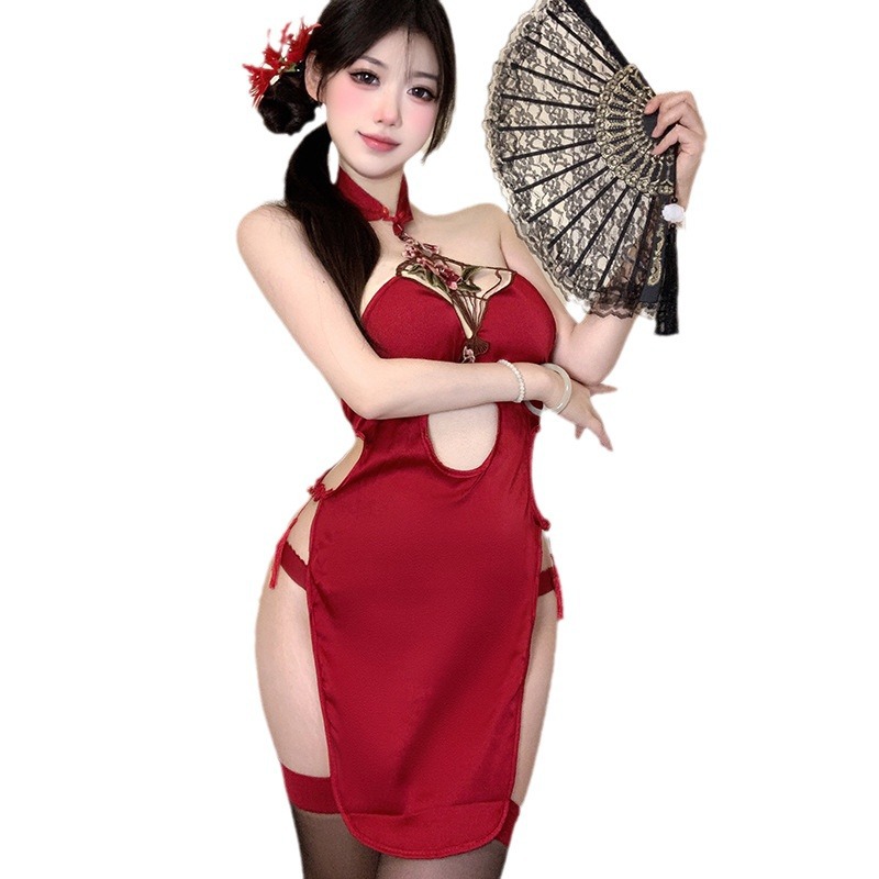 Vintage Peony Embroidered Cheongsam-Style Babydoll with Halter Neck and Side Slit - Image 5