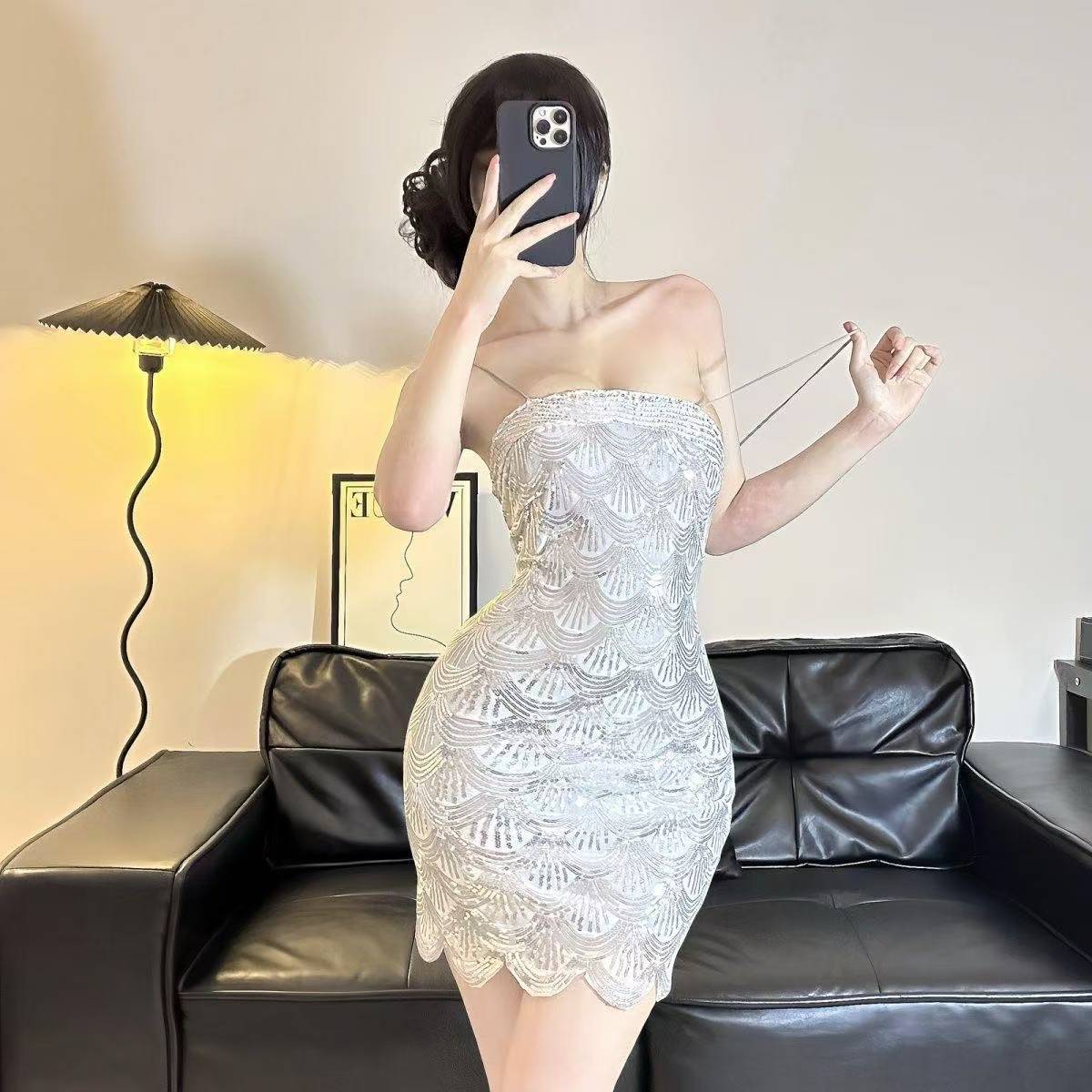 French-Style Sequin Strapless Bodycon Dress Set, Backless Slim-Fit Silver Camisole Costume - Image 3