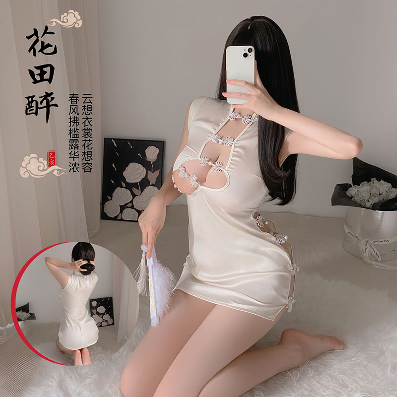 Retro Buckle Cheongsam Lingerie Set with Thong, Slim-fit Polyester Uniform Pajamas - Image 3