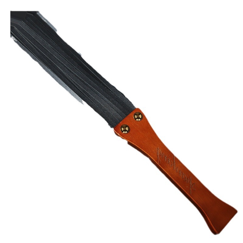 PU Leather Whip with Oak Handle for Adult Couples - Image 5