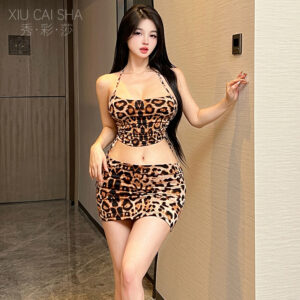 Hollow-Out Hip-Hugging Lingerie Set with Choker, Grey Four-Piece Suspender Nightgown
