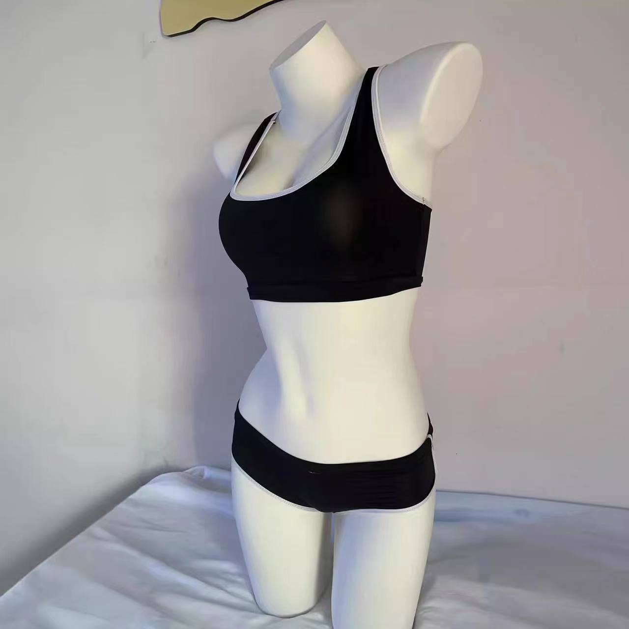 Two-Piece Sports Vest and Shorts Set, Sheer Color-Block Polyester, Grey - Image 2