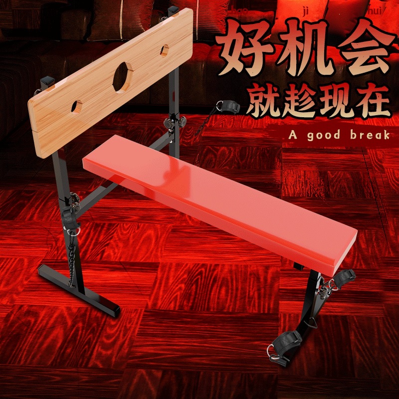 SM Wooden Horse Bench Restraint Furniture in Black Iron and Oak - Image 4