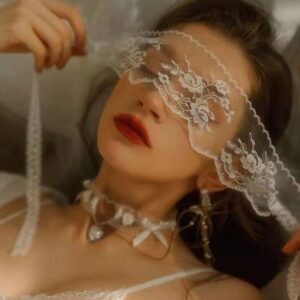 Black Lace Edge Semi-sheer Hollow Veil Intimate Apparel