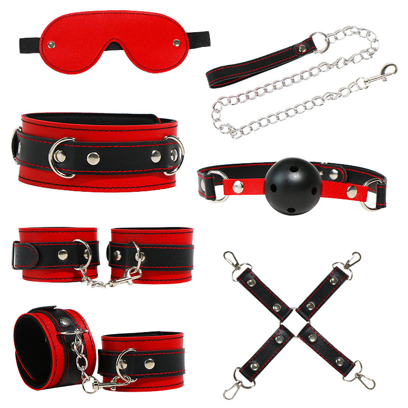 SM Binding Set with Nipple Clamps, Handcuffs & Low-Temperature Candles - Image 5